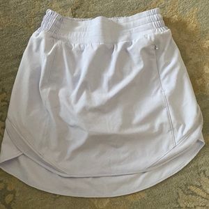 Lululemon hotty hot high rise skirt size 4 light blue